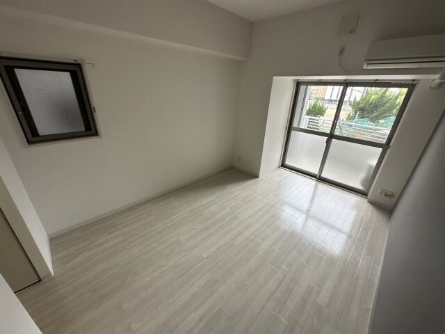 アプリーレ三宮磯上公園の物件内観写真