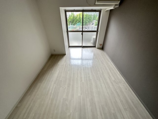 アプリーレ三宮磯上公園の物件内観写真