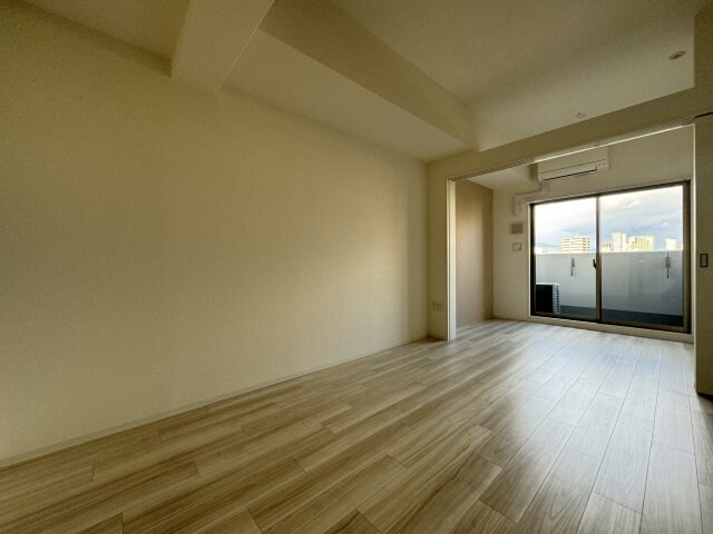 セレニテ神戸ミラクノールの物件内観写真