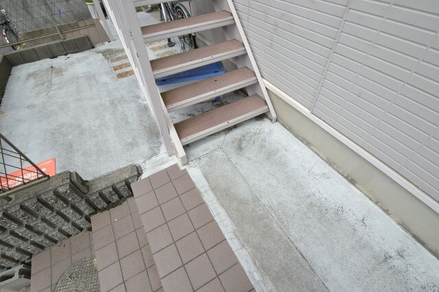 サンハイツ岡本の物件外観写真