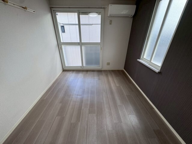 サンハイツ岡本の物件内観写真