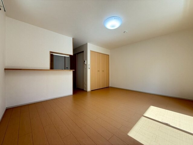 サニー離宮前の物件内観写真