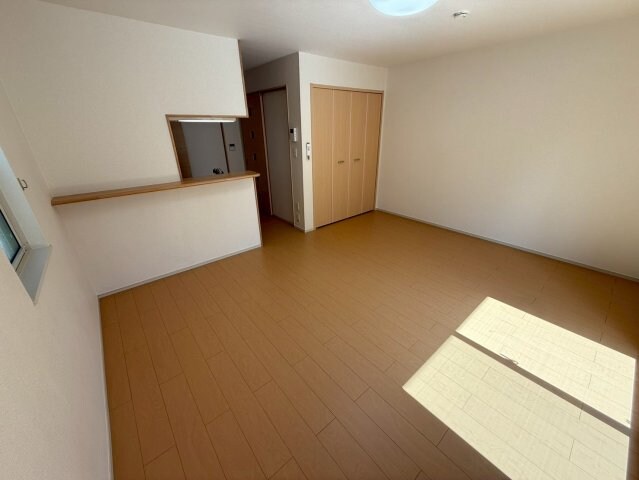 サニー離宮前の物件内観写真