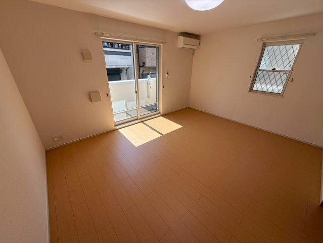 サニー離宮前の物件内観写真