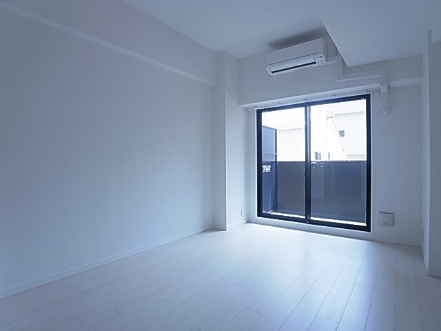 S-RESIDENCE神戸磯上通の物件内観写真