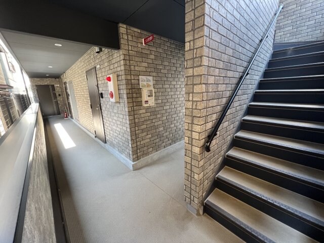 フローレンス甲南町の物件外観写真