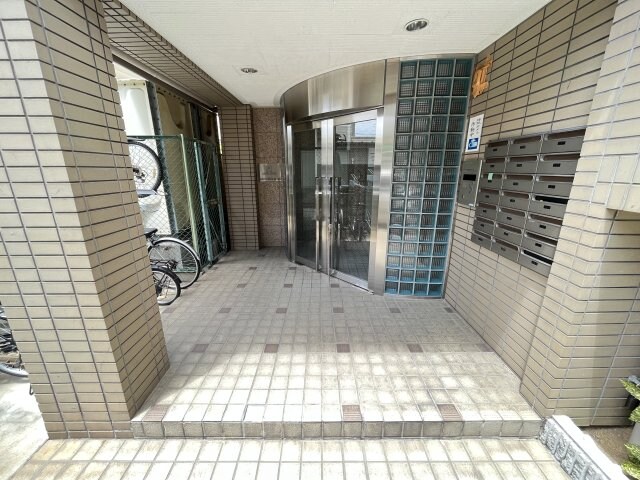 サンリット本山南の物件外観写真