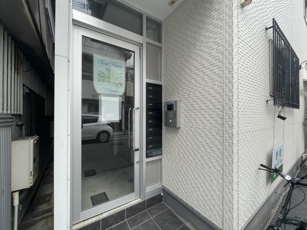 オリーブハウスの物件外観写真