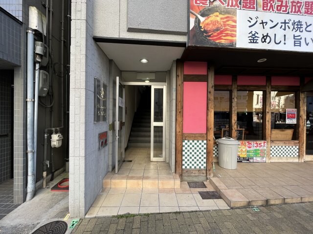 丸山ビルの物件外観写真