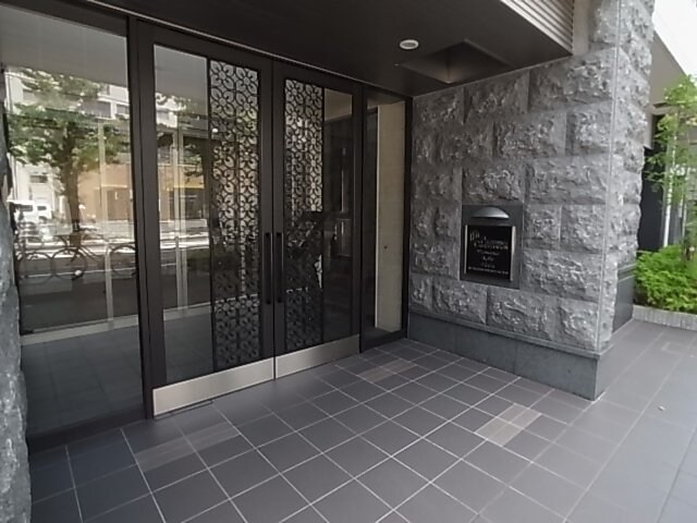 プレサンスKOBEティアラの物件外観写真