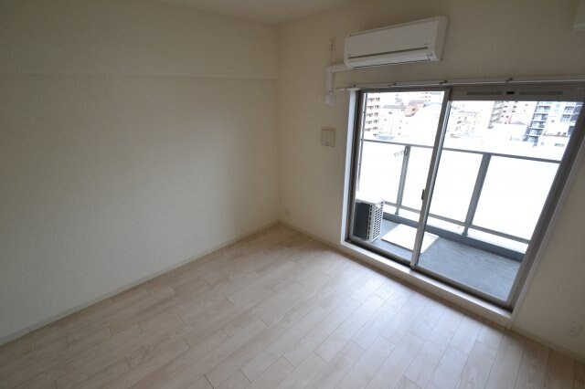 プレサンスKOBEティアラの物件内観写真