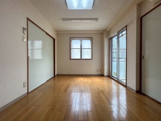 グリーン本山の物件内観写真