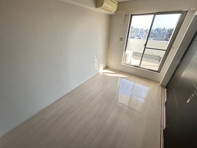 アドバンス神戸湊町の物件内観写真