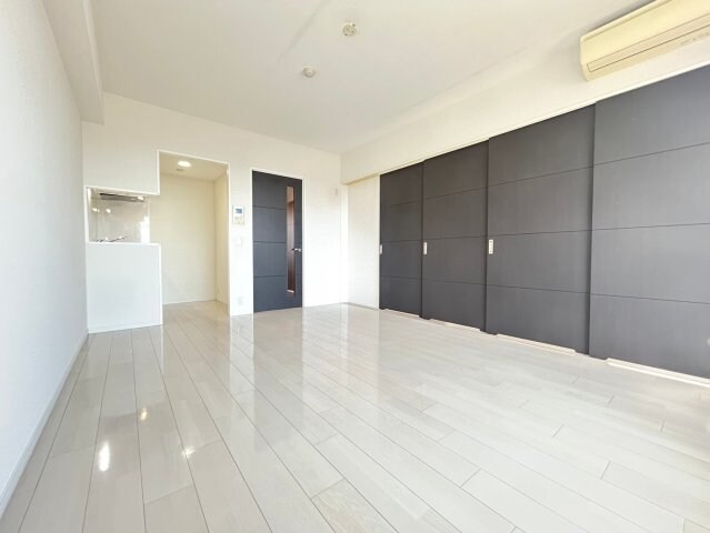 アドバンス神戸湊町の物件内観写真