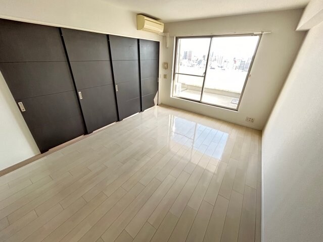 アドバンス神戸湊町の物件内観写真