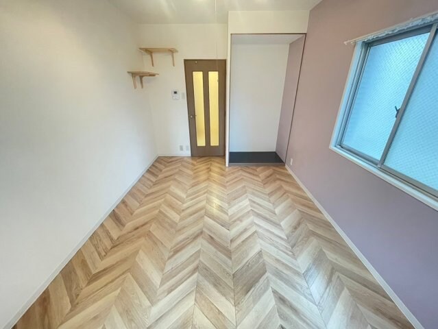 シャトラン弓木二番館の物件内観写真