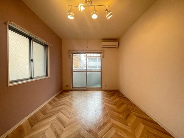 シャトラン弓木二番館の物件内観写真