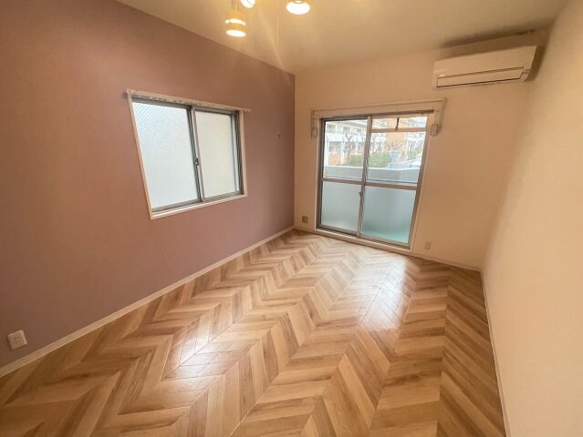 シャトラン弓木二番館の物件内観写真