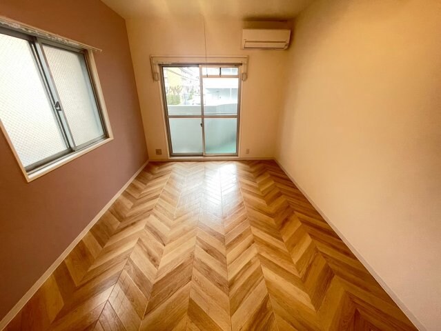 シャトラン弓木二番館の物件内観写真