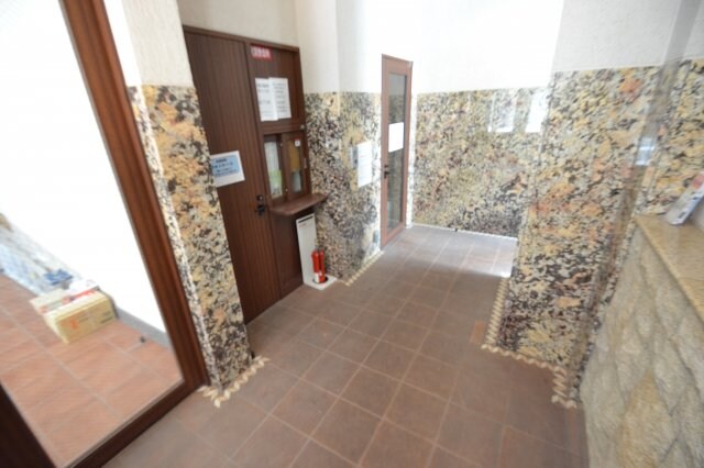 エステムコート三宮駅前2アデシオンの物件外観写真