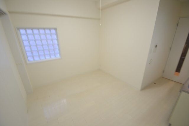 エステムコート三宮駅前2アデシオンの物件内観写真