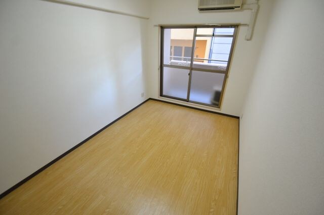 エスリード三宮の物件内観写真