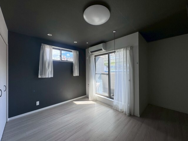 エヌエムサンカンテキャトフE棟の物件内観写真