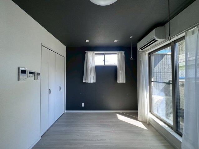 エヌエムサンカンテキャトフE棟の物件内観写真