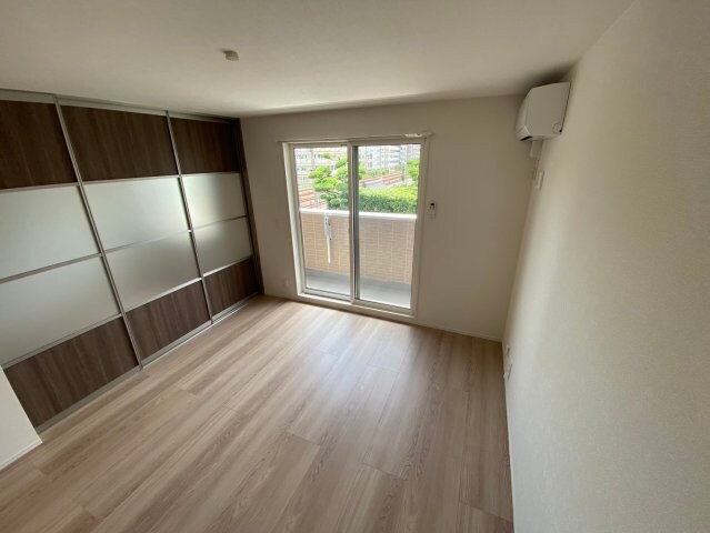 エレナ本山の物件内観写真