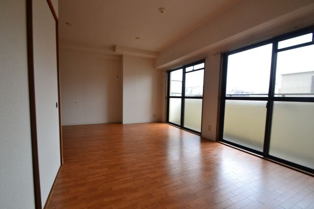 コンセール中道の物件内観写真