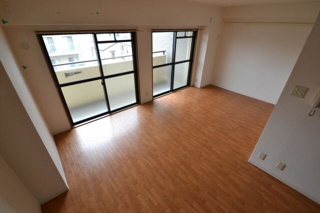 コンセール中道の物件内観写真