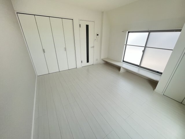 アクロス神戸灘アパートメントの物件内観写真