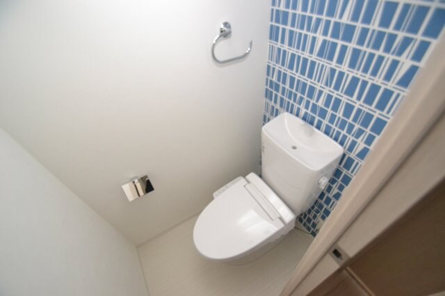 ワールドアイ神戸湊町の物件内観写真