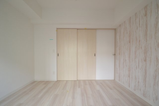 ワールドアイ神戸湊町の物件内観写真