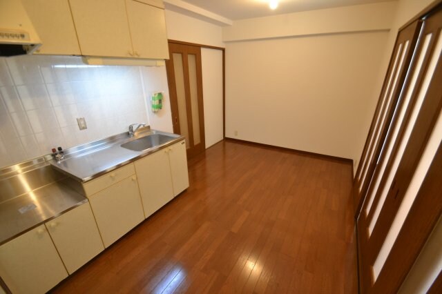 サンクラッソ湊川公園駅前の物件内観写真