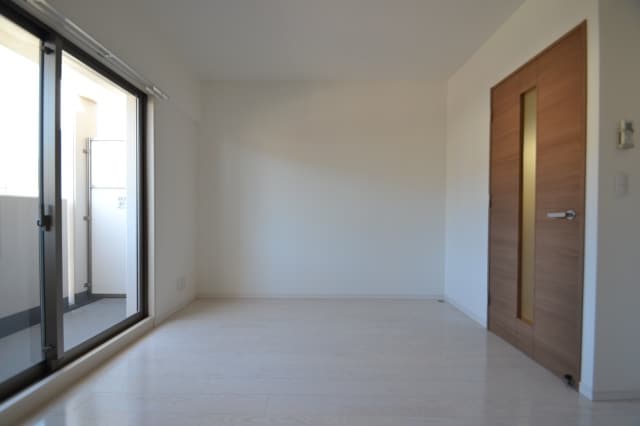 ファーストレジデンス三宮EASTの物件内観写真