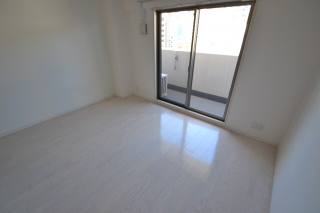 ファーストレジデンス三宮EASTの物件内観写真