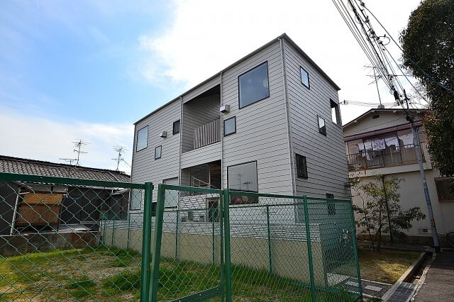 パロス山本通りの物件外観写真