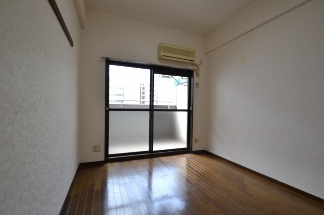 リーガル新神戸の物件内観写真