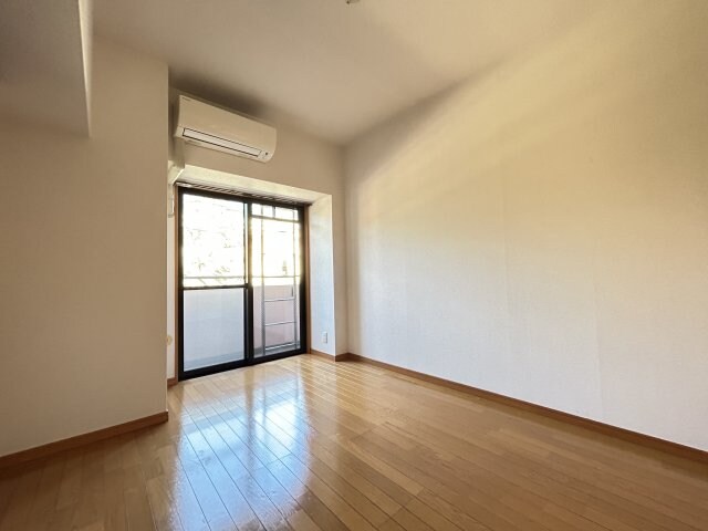 プレサンス神戸裁判所前の物件内観写真