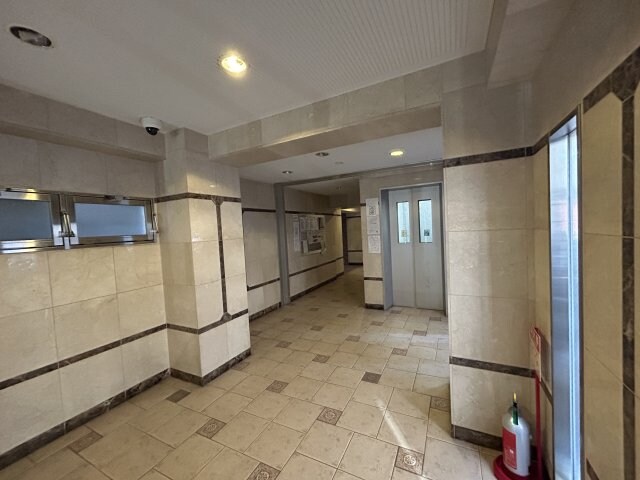 プレサンス神戸裁判所前の物件外観写真