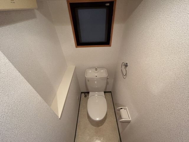 プレサンス神戸裁判所前の物件内観写真