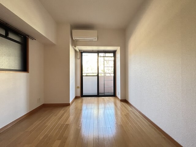 プレサンス神戸裁判所前の物件内観写真