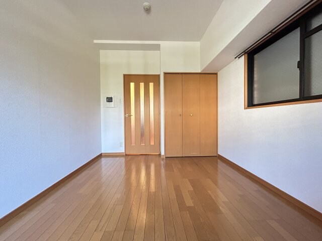 プレサンス神戸裁判所前の物件内観写真