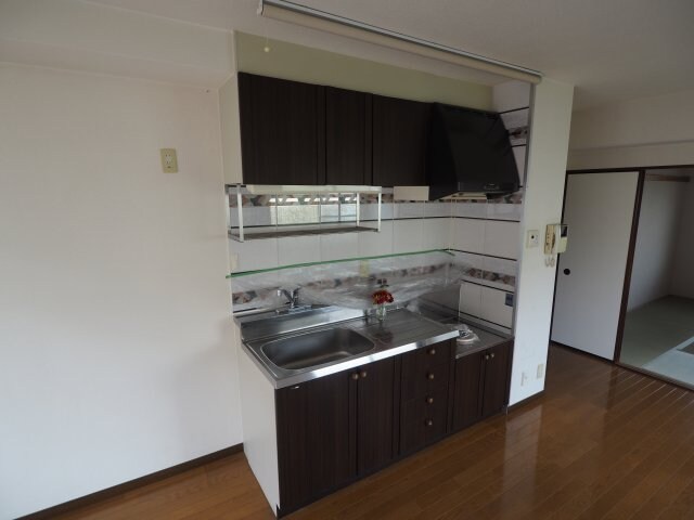 ハイネス岡本の物件内観写真