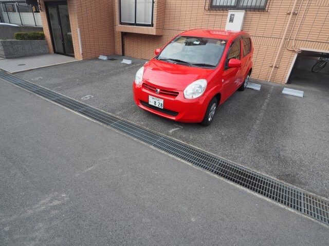 ハイネス岡本の物件内観写真