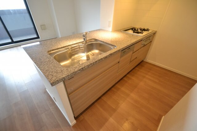 サムティグランツ神戸の物件内観写真