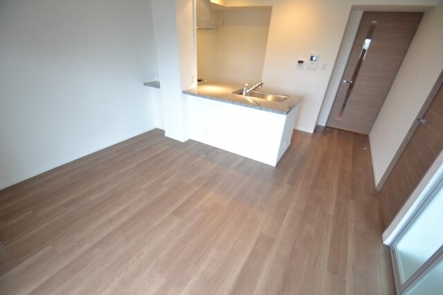 サムティグランツ神戸の物件内観写真