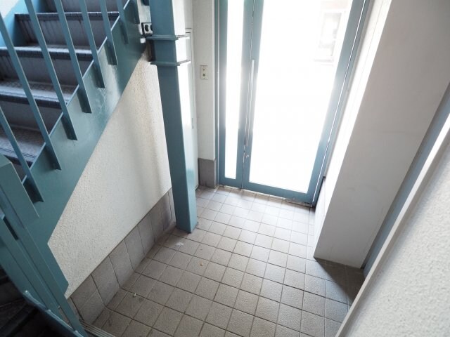 ヤングリーブス岡本の物件外観写真