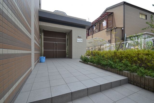 シュロス　フォン　コウナンの物件外観写真